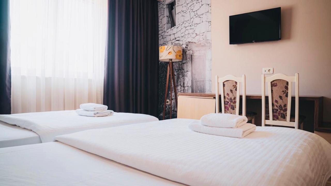 Wine Hotel Cesarica Međugorje Buitenkant foto