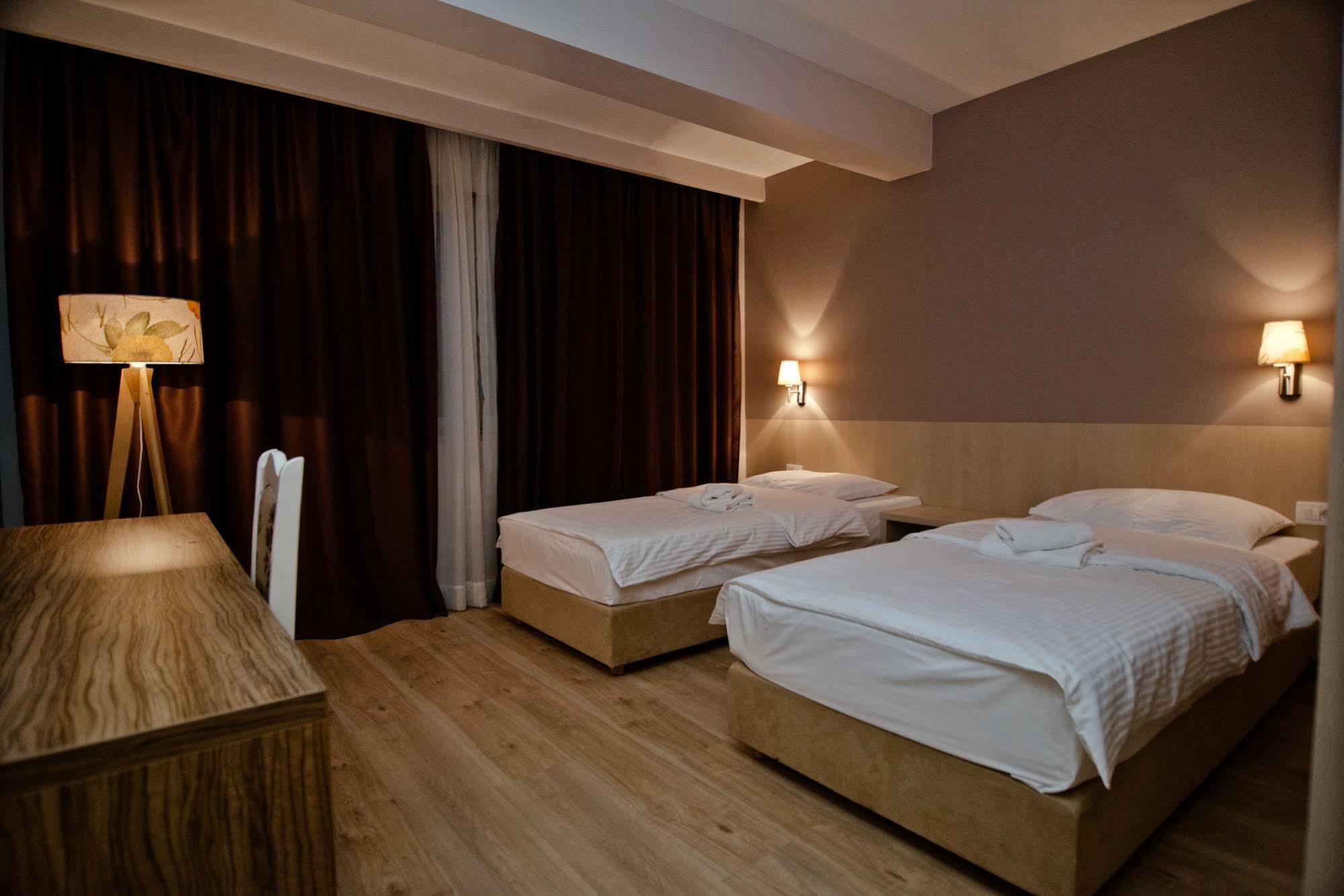 Wine Hotel Cesarica Međugorje Buitenkant foto