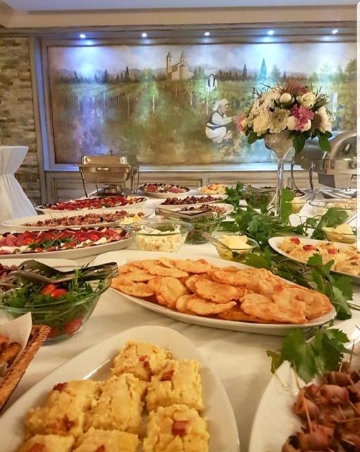 Wine Hotel Cesarica Međugorje Buitenkant foto